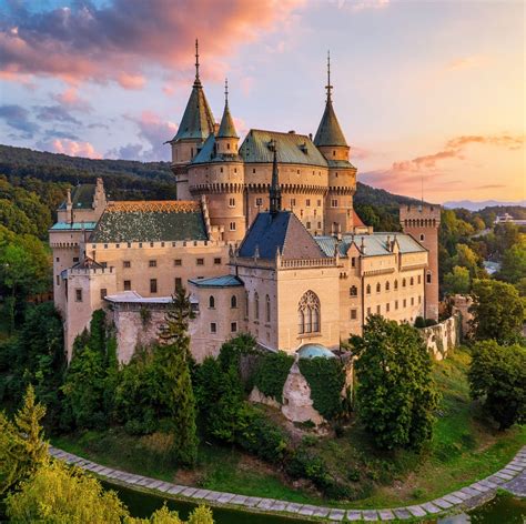 22 Most Beautiful Castles in the World to Visit .